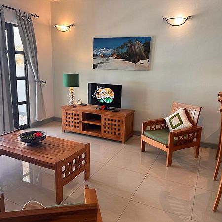 Cabanes Des Anges La Digue Kültér fotó