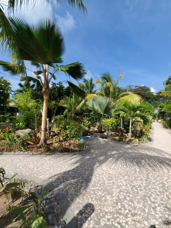 Cabanes Des Anges La Digue Kültér fotó